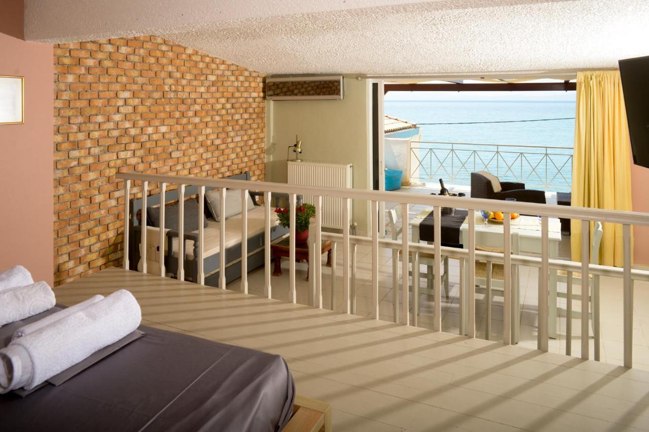 Agali 2 Superior Mezonet Front Of The Sea Apartman Akrojáli Kültér fotó